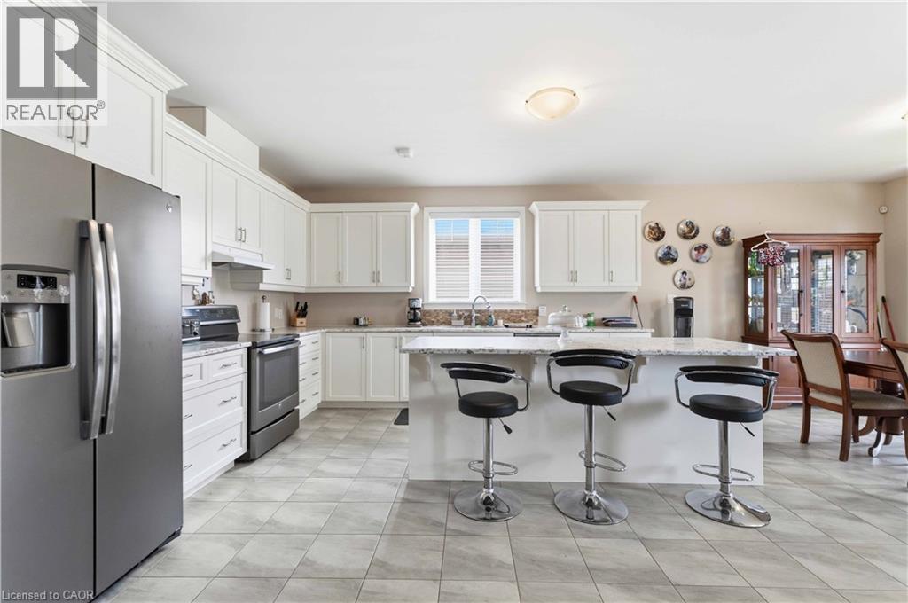9 Efthemio Court Property Photo 10
