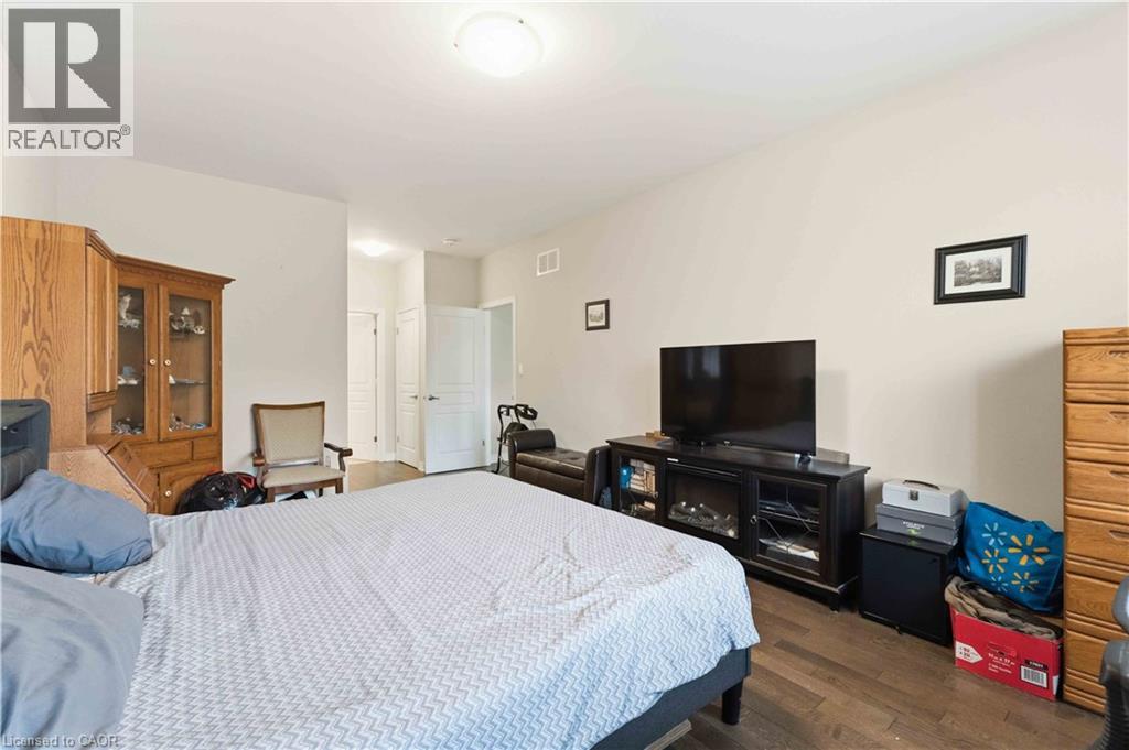 9 Efthemio Court Property Photo 18
