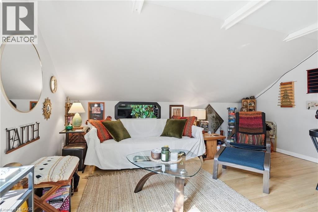 19 Victoria Street Property Photo 21