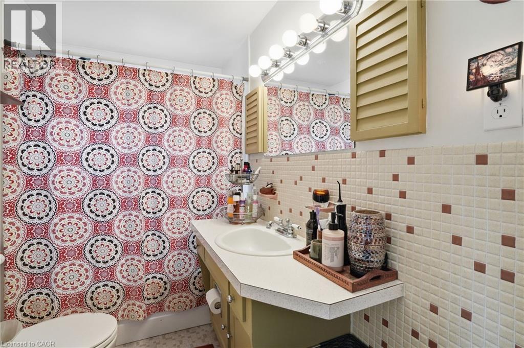 19 Victoria Street Property Photo 28