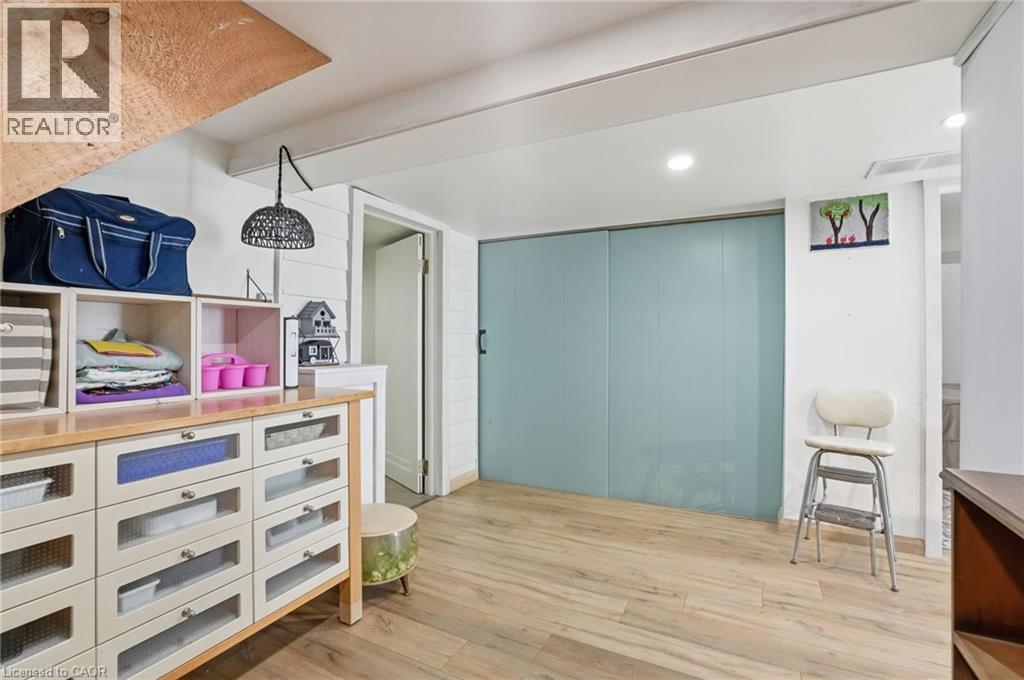 19 Victoria Street Property Photo 37