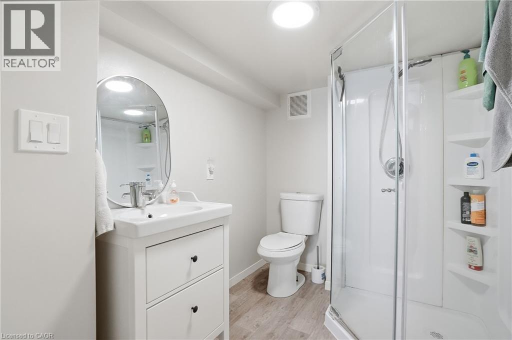 19 Victoria Street Property Photo 44