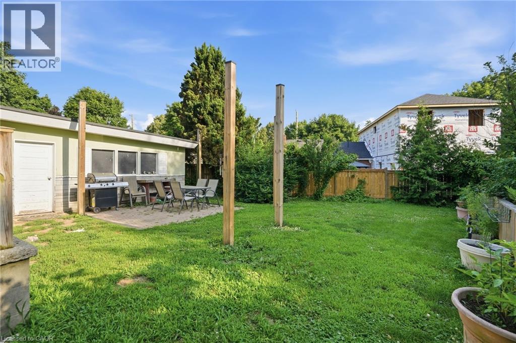 19 Victoria Street Property Photo 46