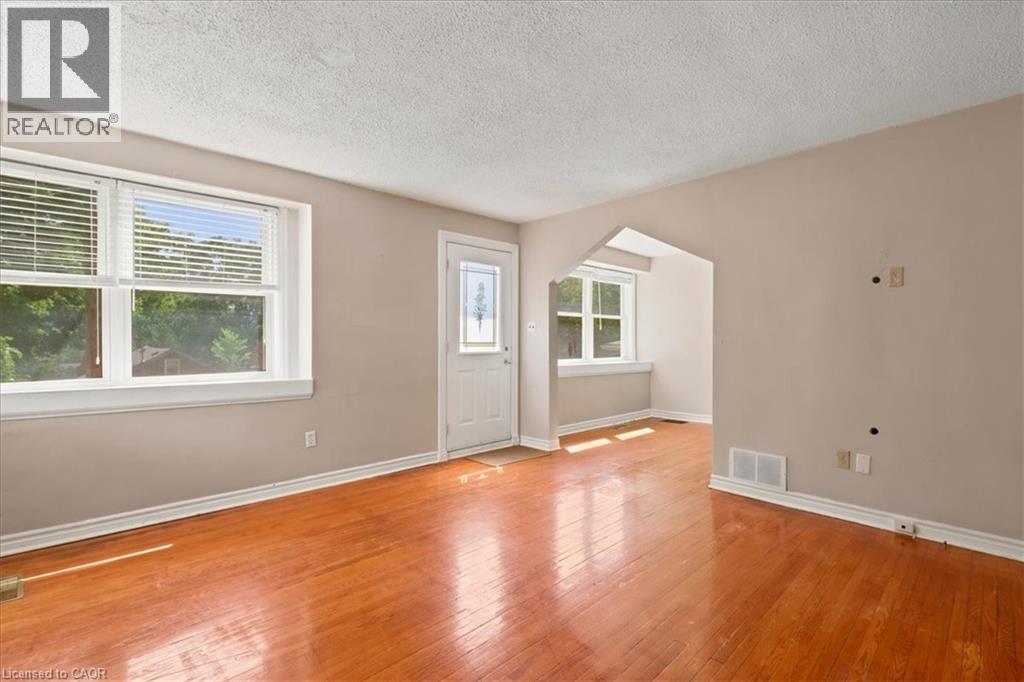 22 Ramore Street Property Photo 4