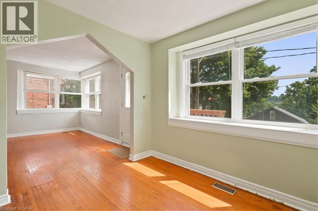 22 Ramore Street Property Photo 7