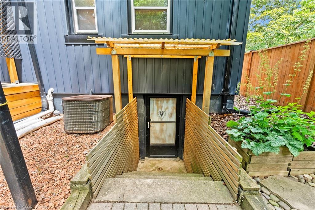 83 Devon Road Property Photo 12