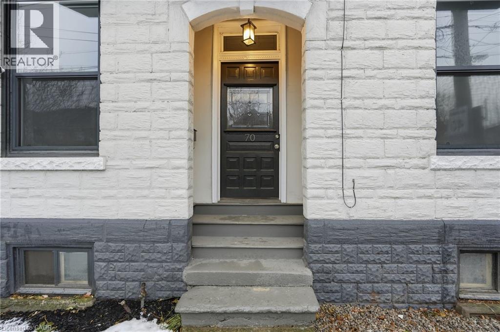 70 Robert Street Property Photo 3