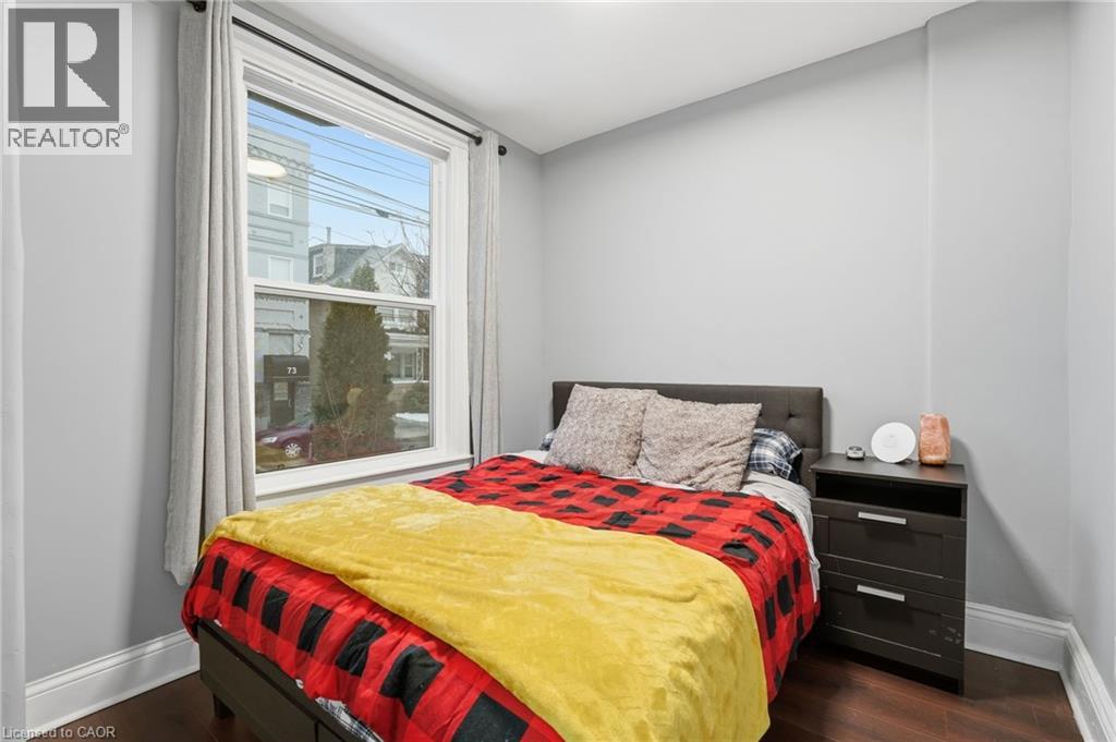 70 Robert Street Property Photo 5
