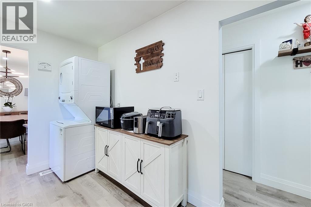 12 Maitland Avenue Property Photo 25
