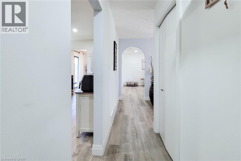 12 Maitland Avenue Property Photo 34