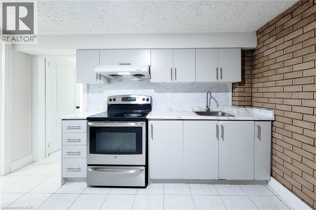 12 Maitland Avenue Property Photo 39