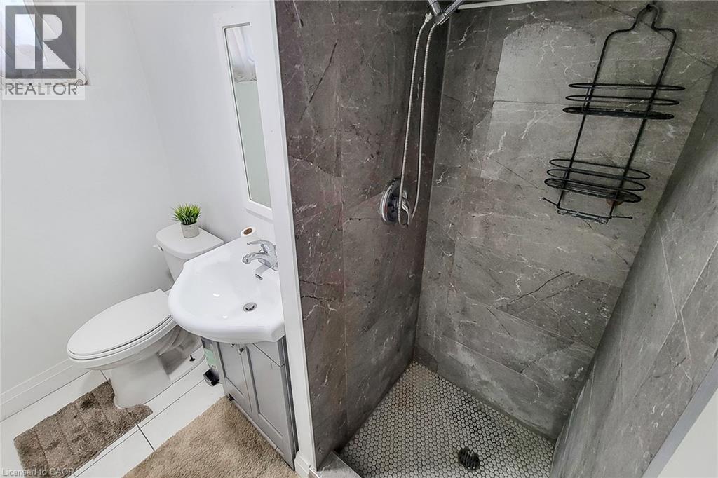 12 Maitland Avenue Property Photo 48