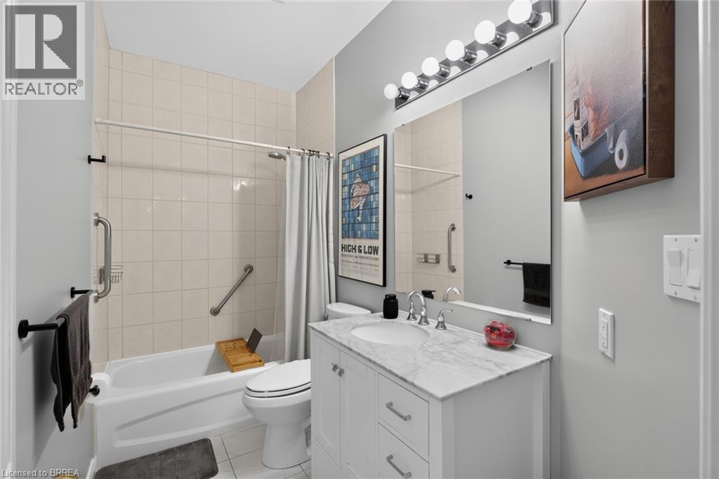 219 Shellard Lane Unit# 11 Property Photo 21