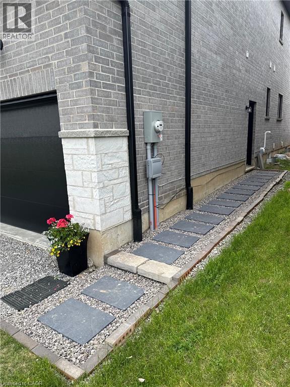 348 Springbrook Avenue Unit# Bsmt Property Photo 3