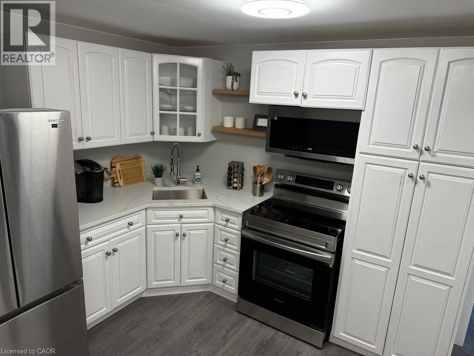 348 Springbrook Avenue Unit# Bsmt Property Photo 6