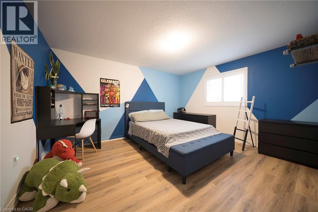 73 Eleanor Avenue Property Photo 29