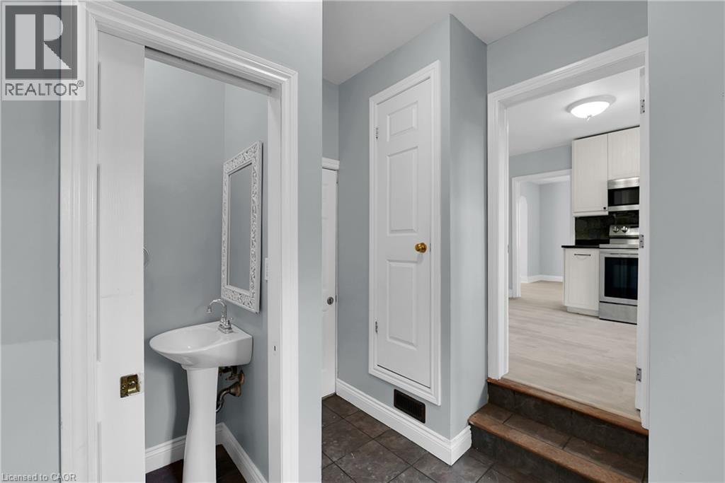 9 Arlington Avenue Property Photo 9