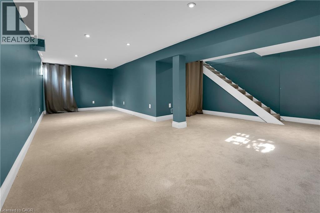 9 Arlington Avenue Property Photo 17