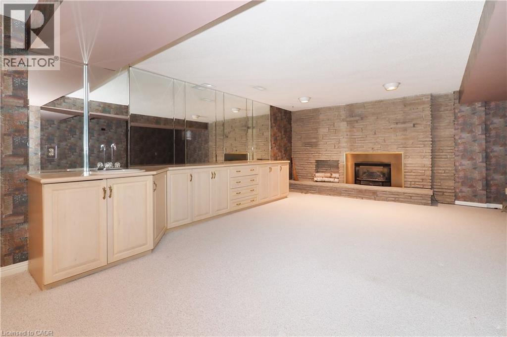 405 Glasgow Street Unit# 4 Property Photo 33