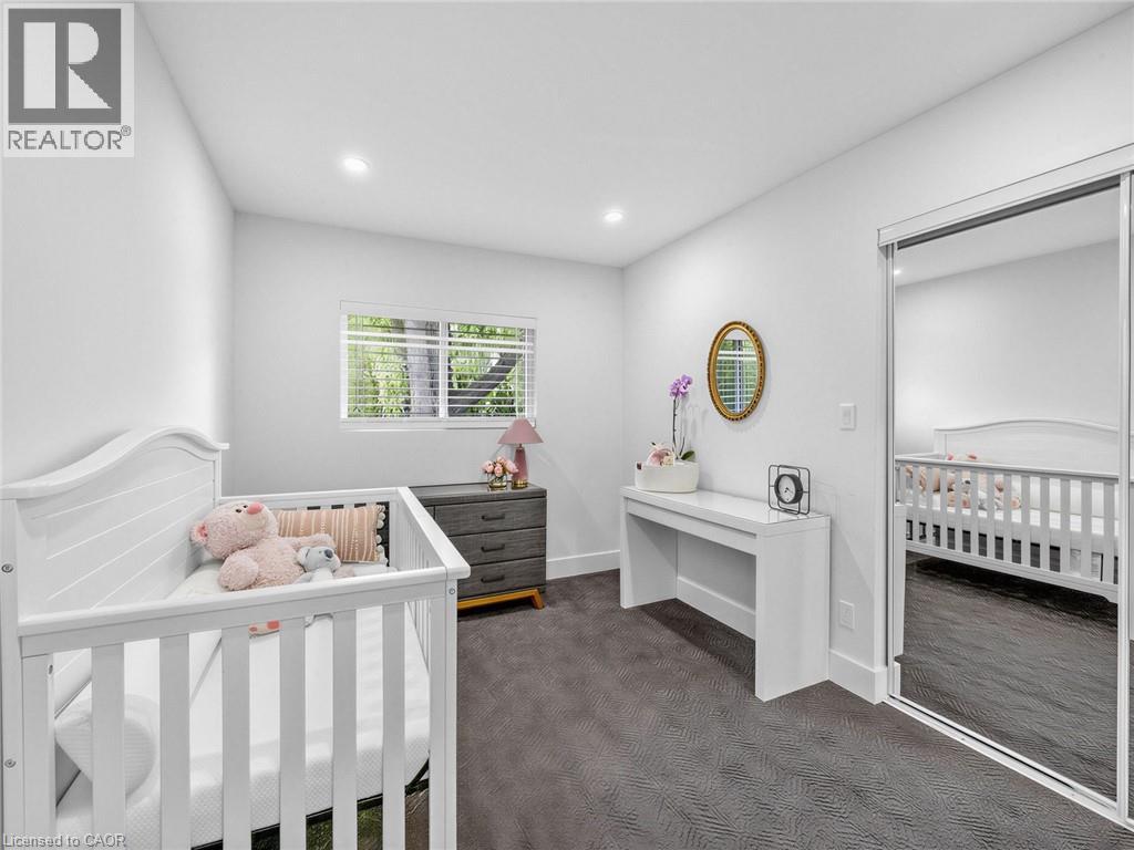 13 Swanhurst Boulevard Property Photo 14