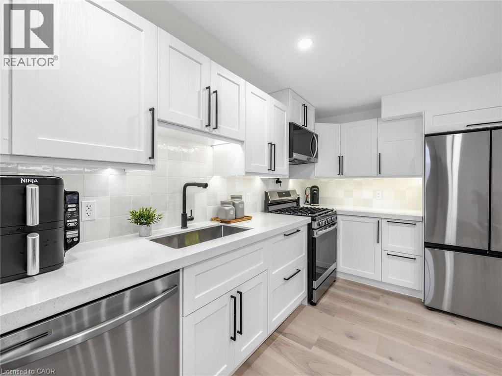 13 Swanhurst Boulevard Property Photo 20