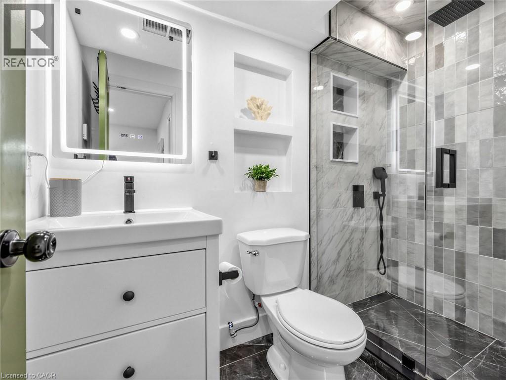 13 Swanhurst Boulevard Property Photo 23