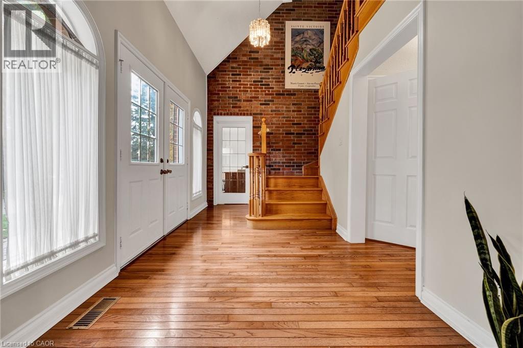 250 Grey Squirrel Place Property Photo 4