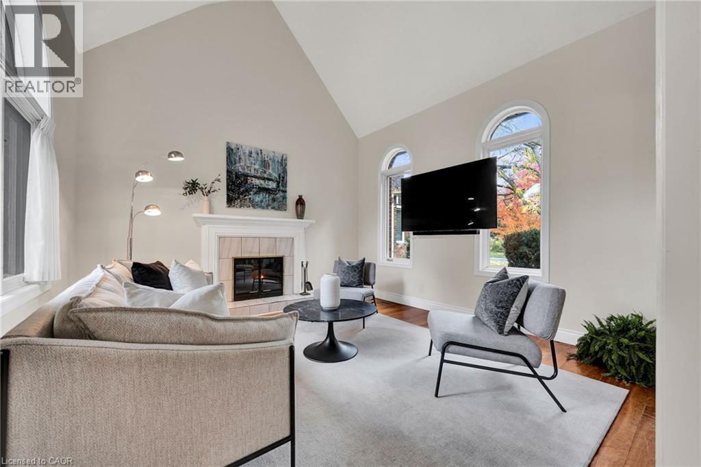 250 Grey Squirrel Place Property Photo 6