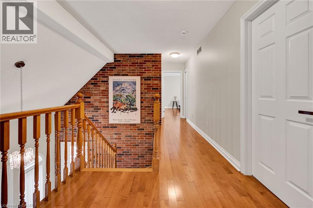 250 Grey Squirrel Place Property Photo 16
