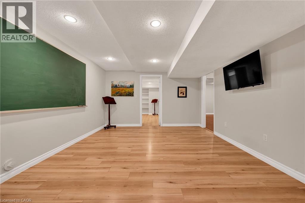 250 Grey Squirrel Place Property Photo 26
