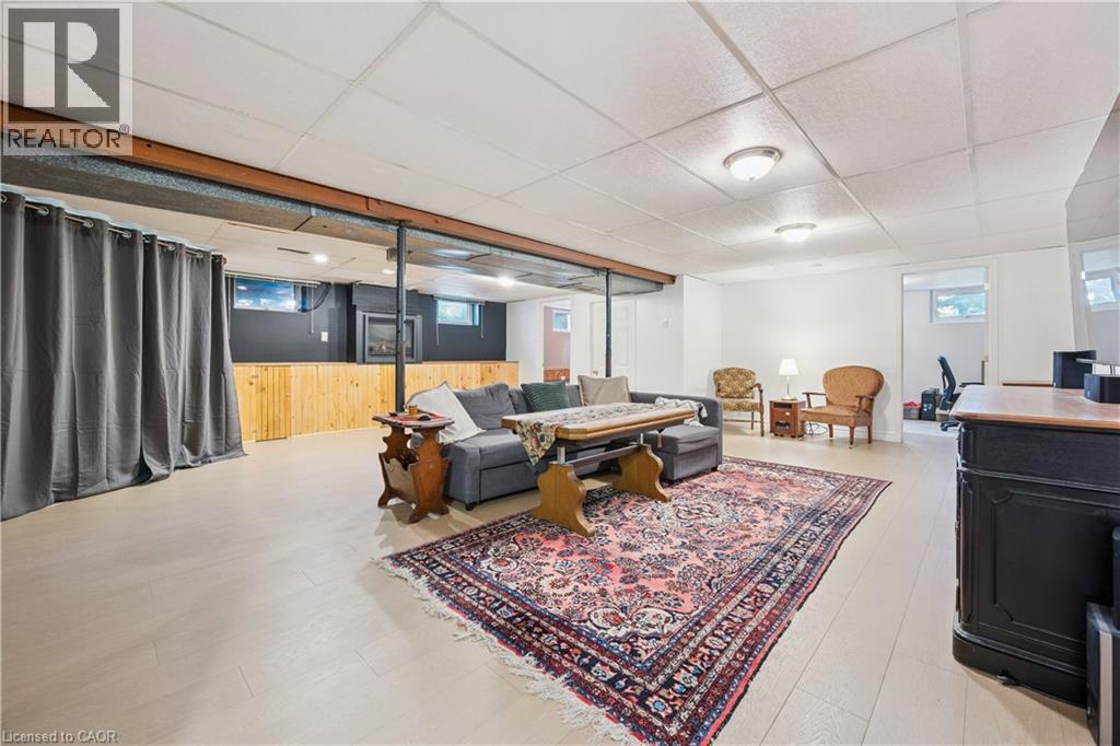 1065 Erie Street Property Photo 15