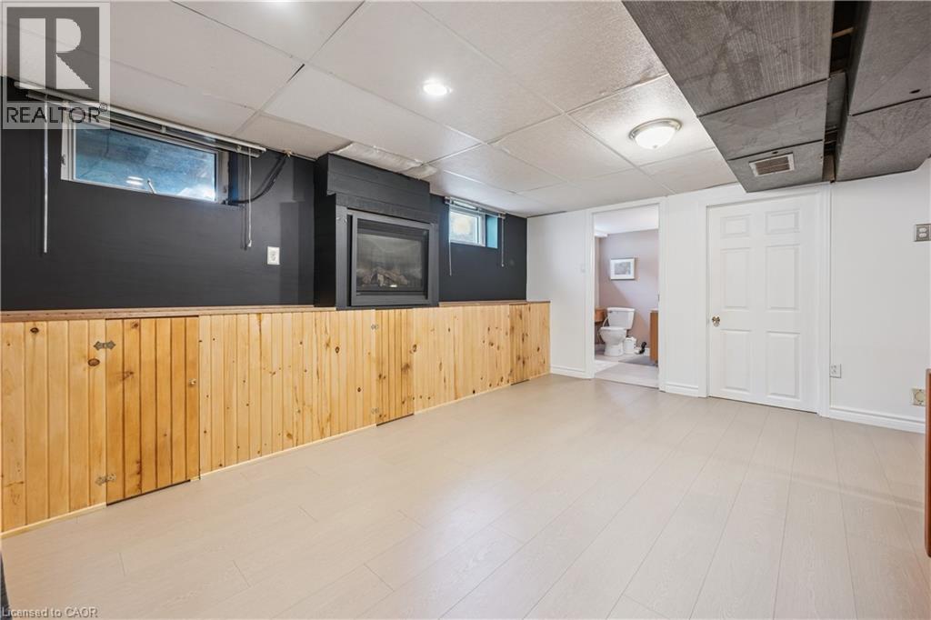 1065 Erie Street Property Photo 16