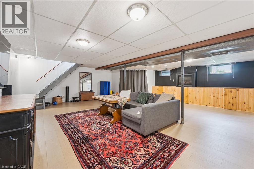 1065 Erie Street Property Photo 17