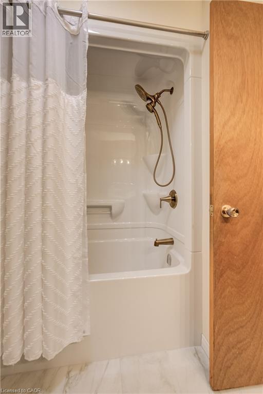 7298 Sideroad 8 W Property Photo 26