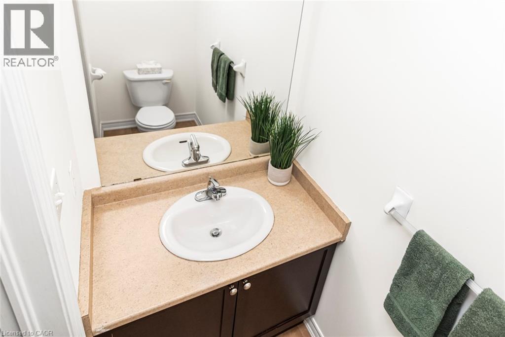 45 Seabreeze Crescent Unit# 22 Property Photo 13