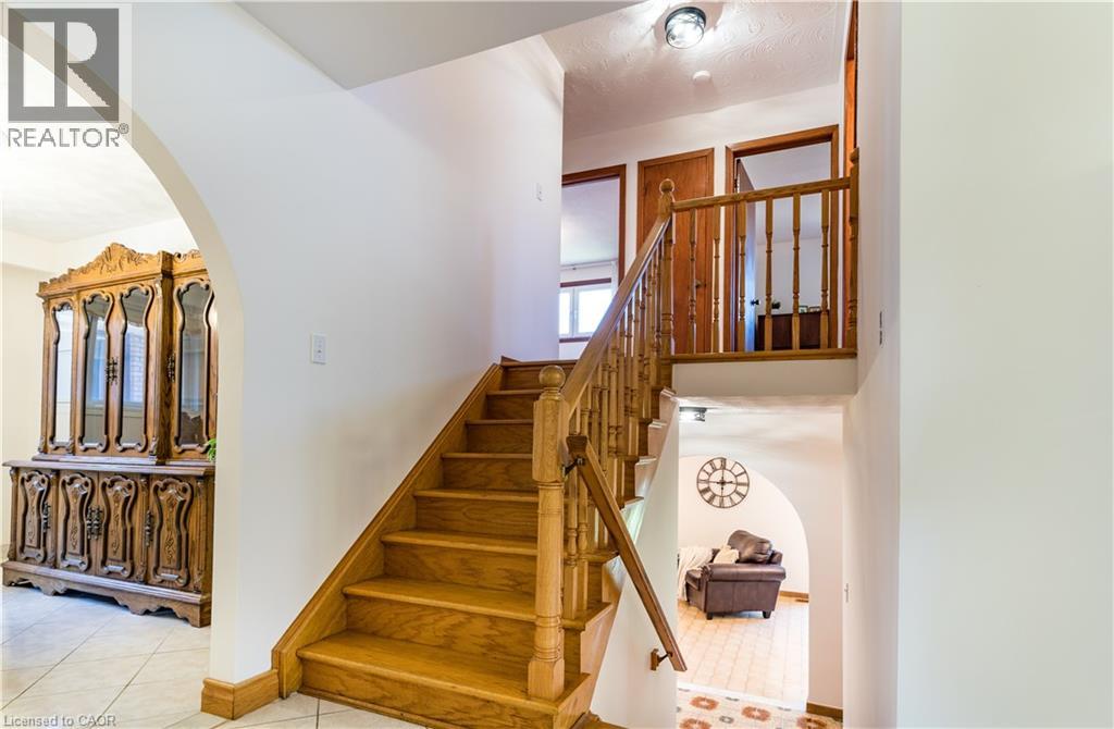 102 Markson Crescent Property Photo 8
