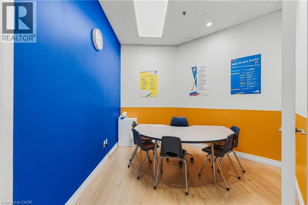 320 Eastview Road Unit# A5 Property Photo 6