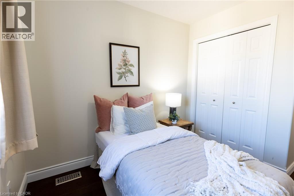 569 Violet Street Property Photo 23