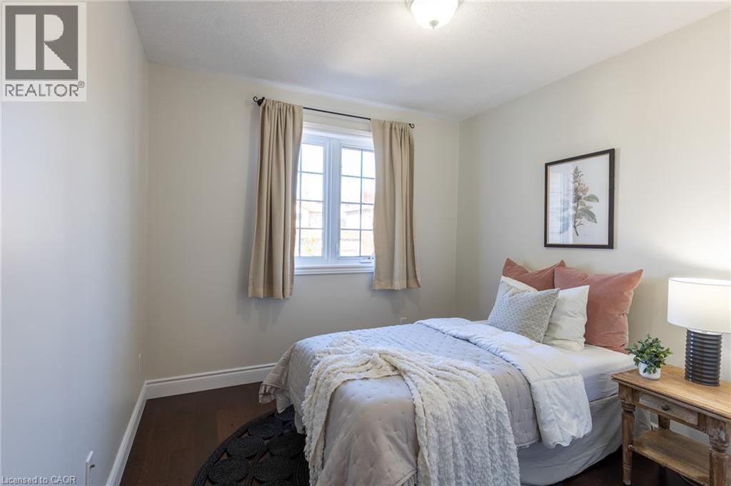 569 Violet Street Property Photo 24