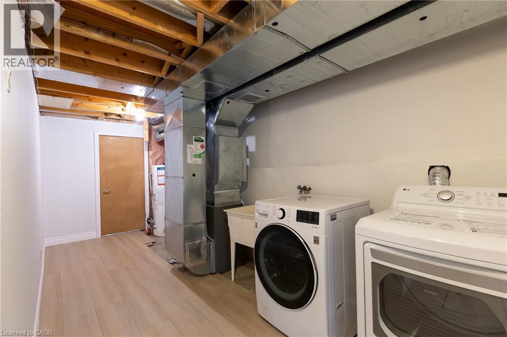 569 Violet Street Property Photo 30