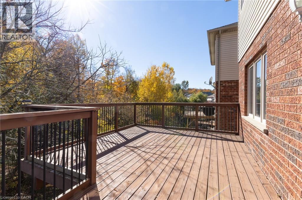 569 Violet Street Property Photo 31