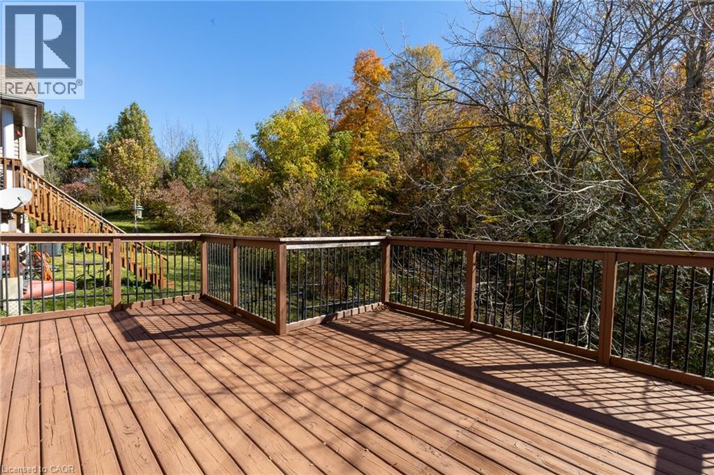 569 Violet Street Property Photo 33