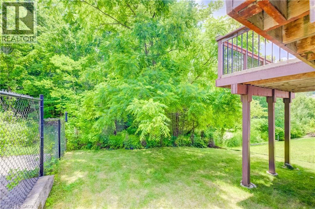 569 Violet Street Property Photo 34