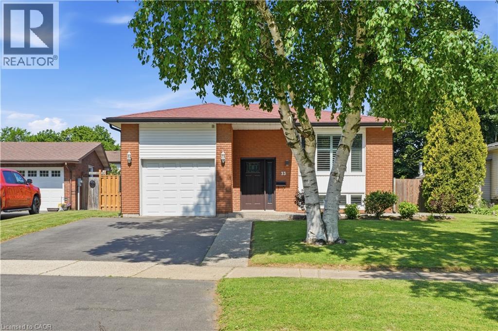 33 Debora Drive Property Photo 2
