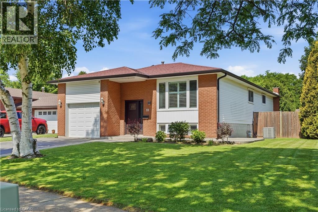33 Debora Drive Property Photo 3