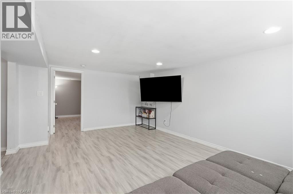 33 Debora Drive Property Photo 21