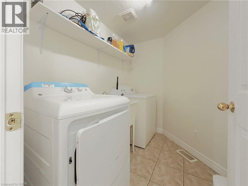 78 Colton Circle Property Photo 14