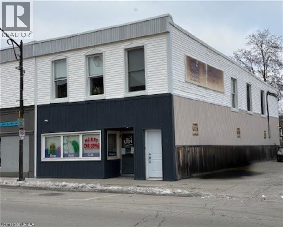 27 COLBORNE Street S Property Photo 1