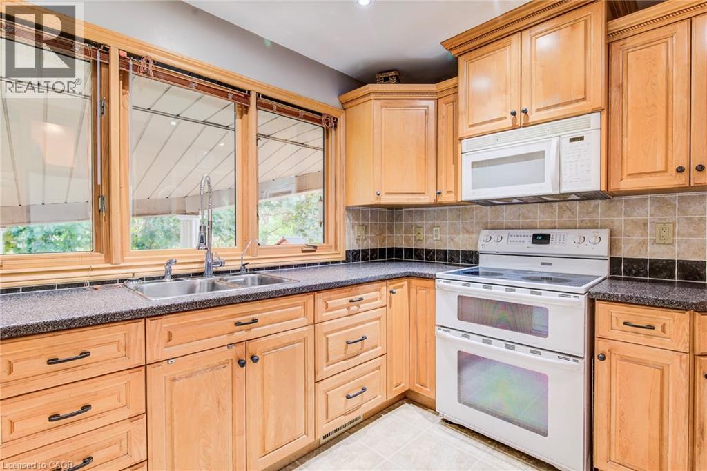 192 Warren Road Property Photo 12