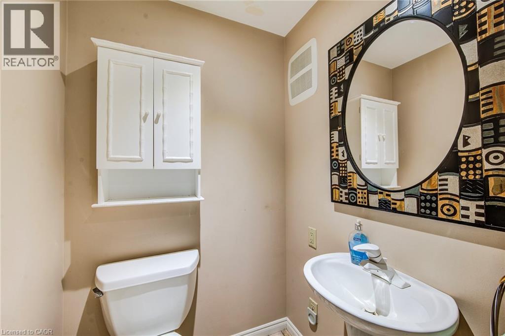 192 Warren Road Property Photo 28
